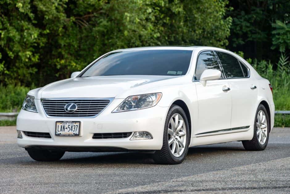 2007 Lexus LS Sedan sold for $21,750