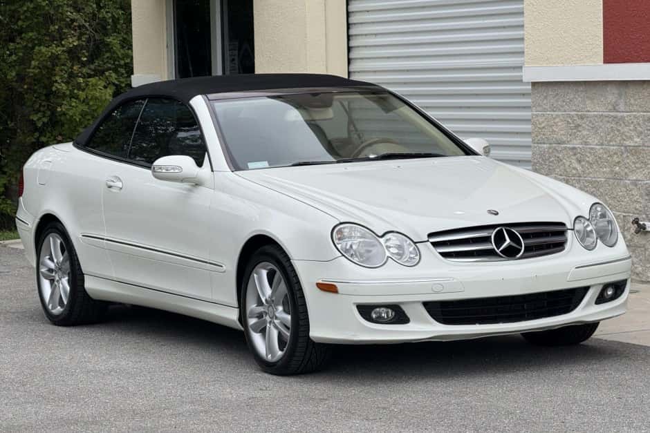 2008 Mercedes-Benz CLK-Class sold for $10,600