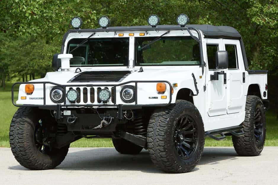 2000 Hummer H1 sold for $67,500