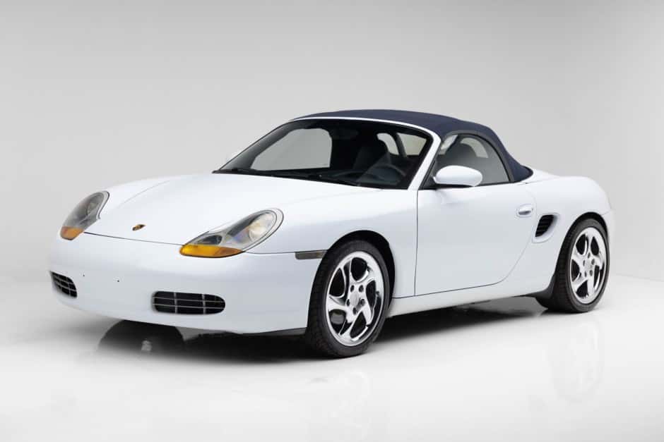 1998 Porsche 986 Boxster sold for $7,300