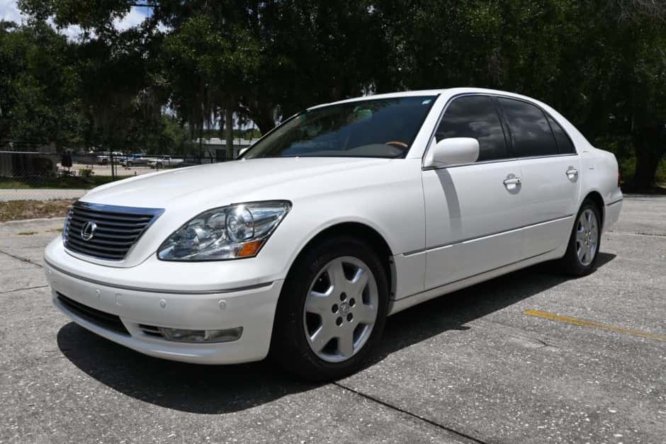 2004 Lexus LS Sedan sold for $13,500