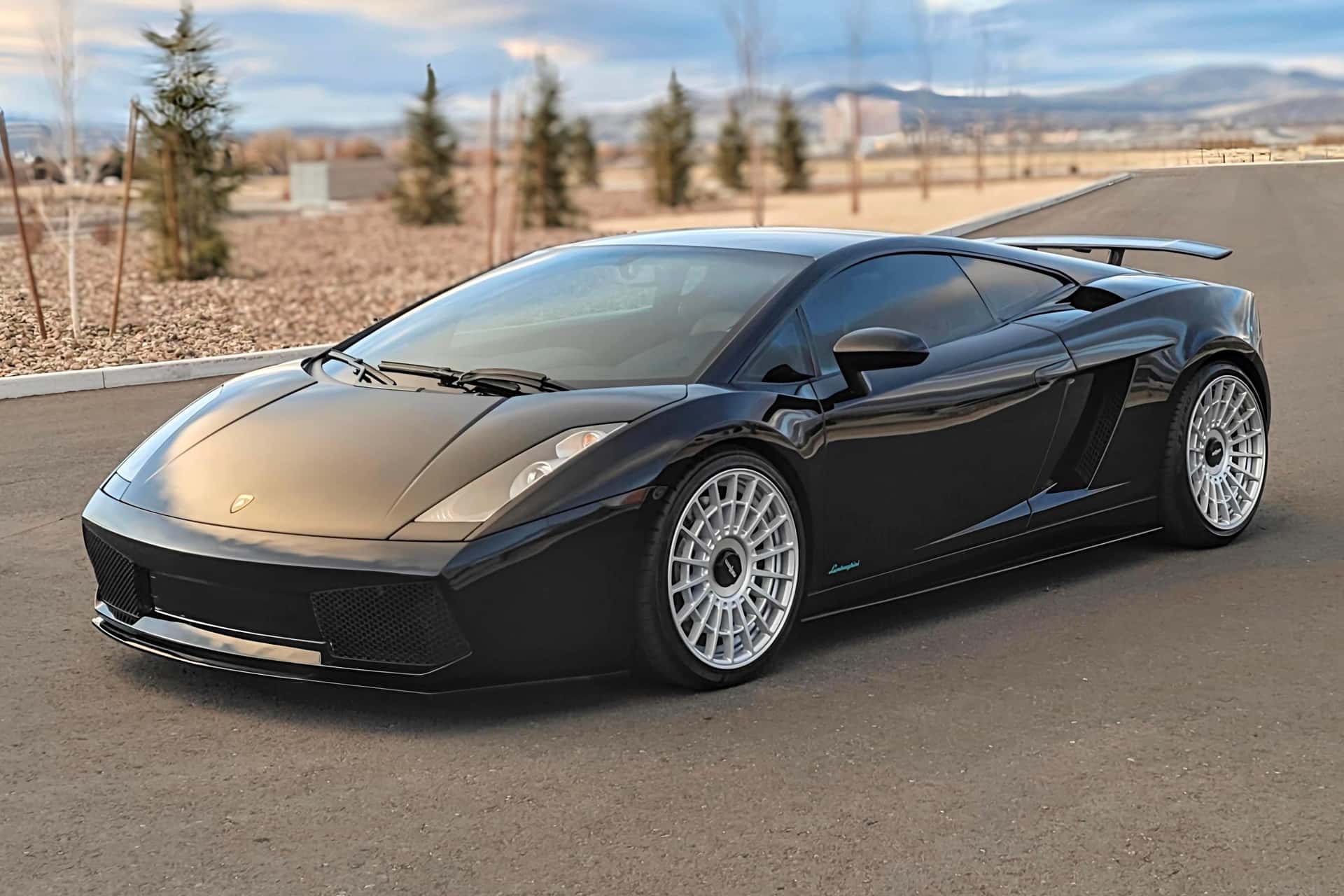 2006 Lamborghini Gallardo sold for $87,500