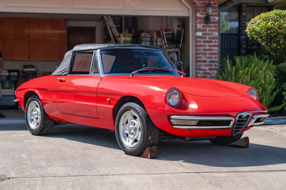 1966 Alfa Romeo 105/115 Spider Series 1 sold for $15,750
