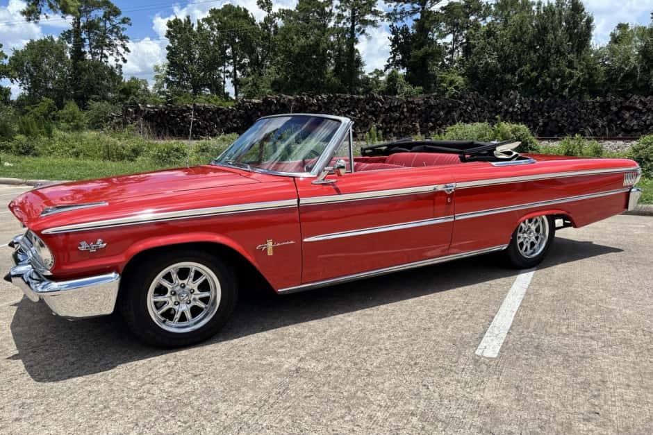 1963 Ford Galaxie sold for $22,500