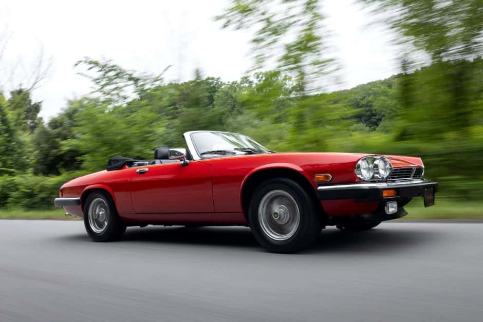 1990 Jaguar XJS sold for $31,000