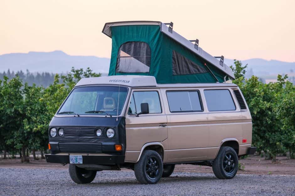 1986 Volkswagen Vanagon sold for $17,500