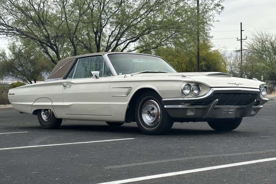 1965 Ford Thunderbird (1964-1966) sold for $13,000