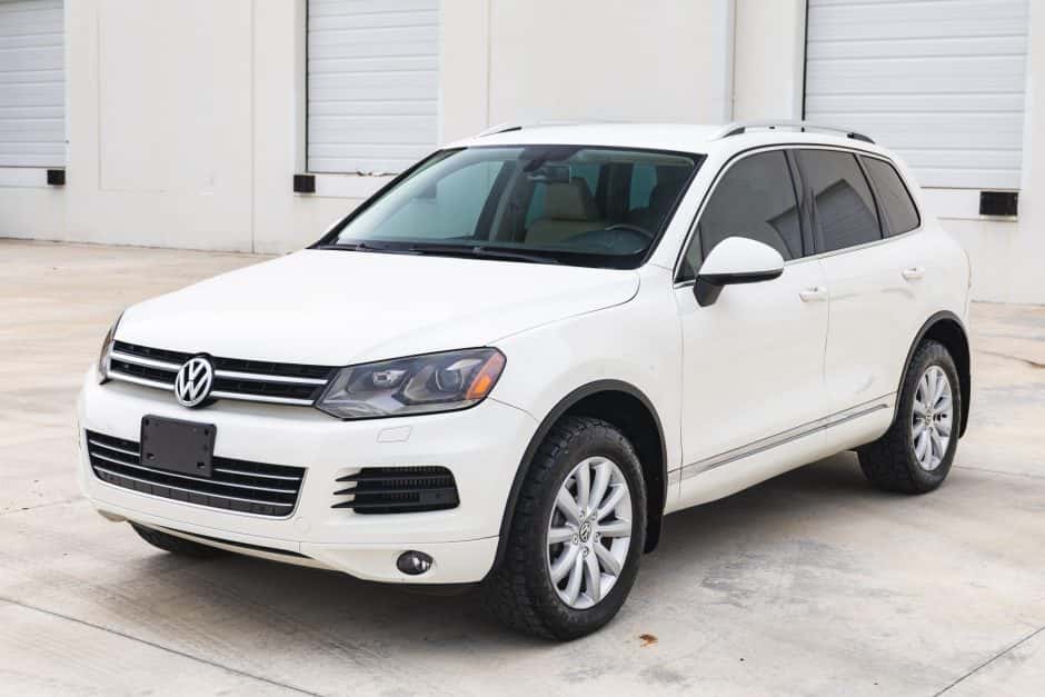2012 Volkswagen Touareg sold for $10,250