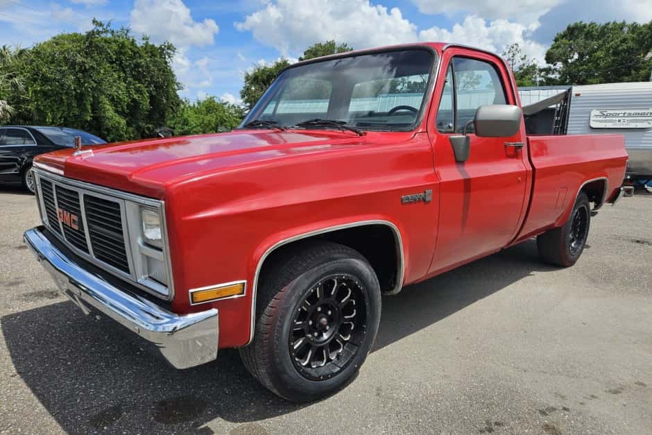 1987 GMC C/K 1973-1991 sold for $8,200