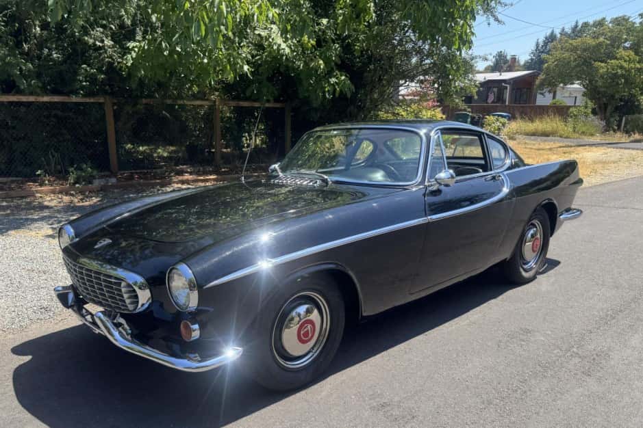1963 Volvo P1800/1800 sold for $23,350