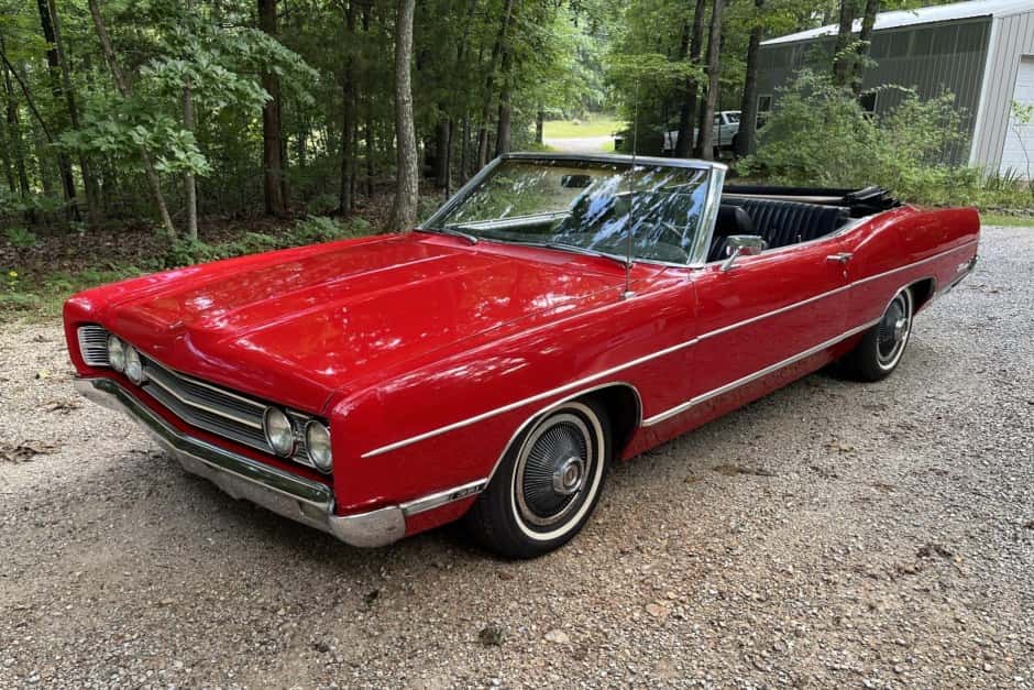1969 Ford Galaxie sold for $9,500