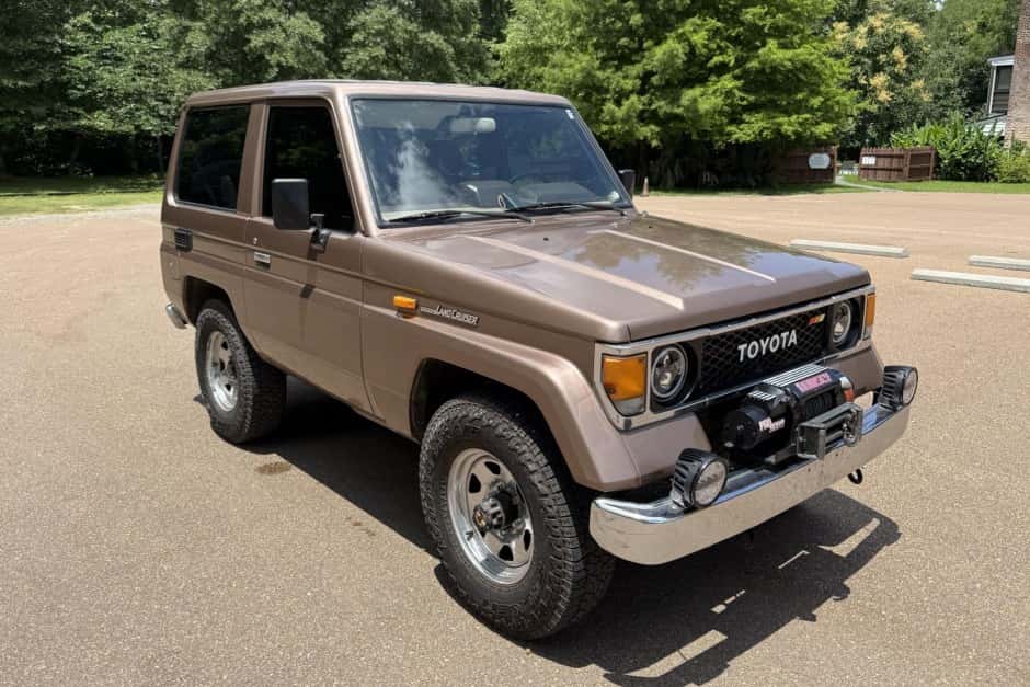 1987 Toyota Land Cruiser 70-Series sold for $13,250