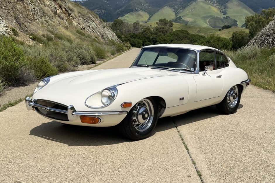 1971 Jaguar XKE Series II sold for $54,500