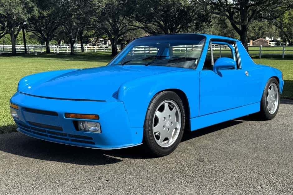 1971 Porsche 914 1.7/1.8/2.0 sold for $39,900