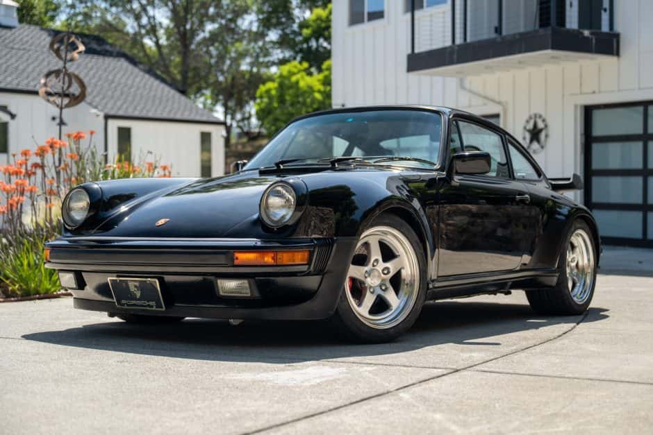 1986 Porsche 930 Turbo sold for $131,000