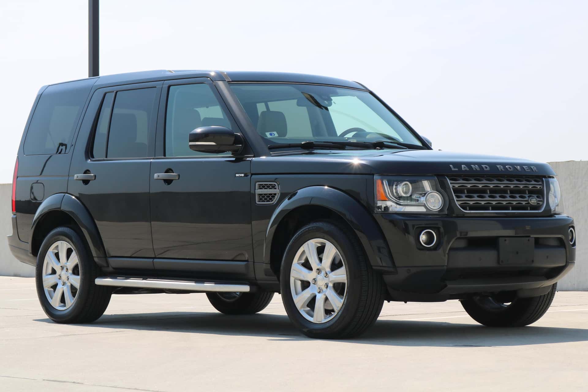 2015 Land Rover LR4 sold for $7,200