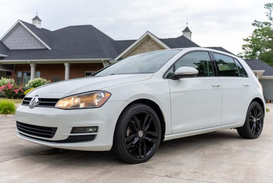 2015 Volkswagen Golf & Rabbit sold for $14,500
