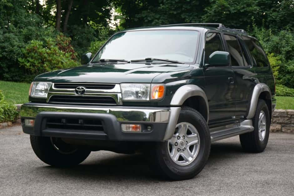 2002 Toyota 4Runner (N180) sold for $20,501