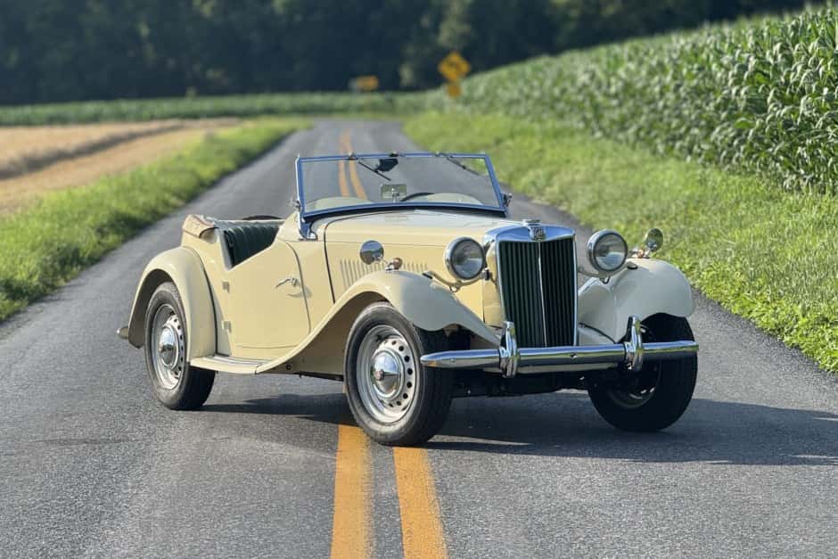 1953 MG TD sold for $22,000