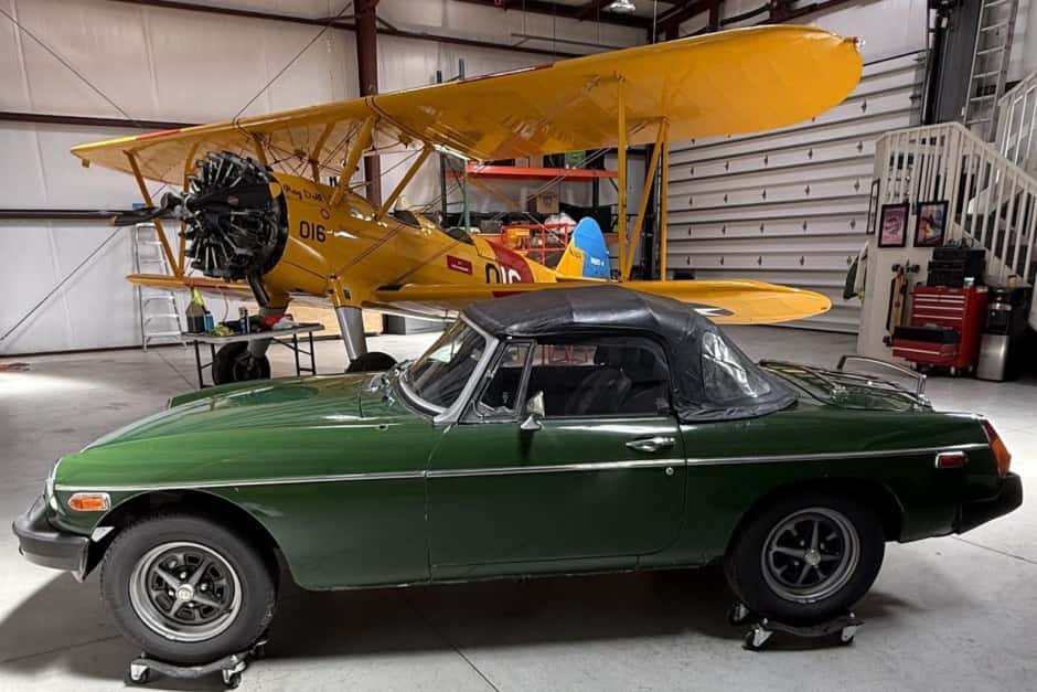 1977 MG MGB sold for $4,700