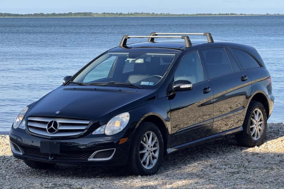 2006 Mercedes-Benz W251 R-Class sold for $4,750