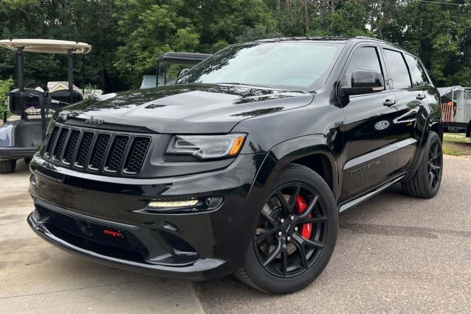 2016 Jeep WK2 Grand Cherokee sold for $42,000
