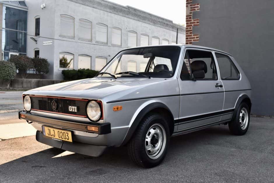 1977 Volkswagen GTI Mk1 sold for $32,000