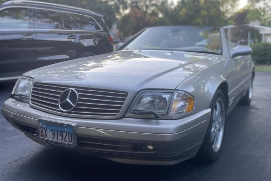 1999 Mercedes-Benz R129 SL sold for $7,999