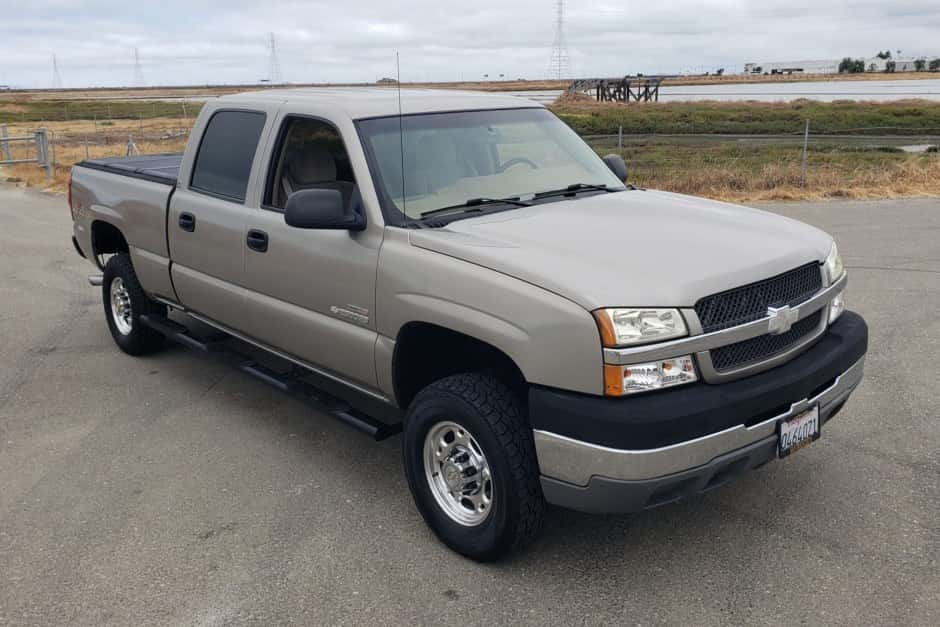 2003 Chevrolet Silverado GMT800 Heavy Duty (2000-2007) sold for $21,750