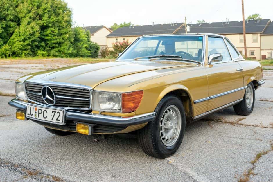 1972 Mercedes-Benz R107 SL sold for $22,222