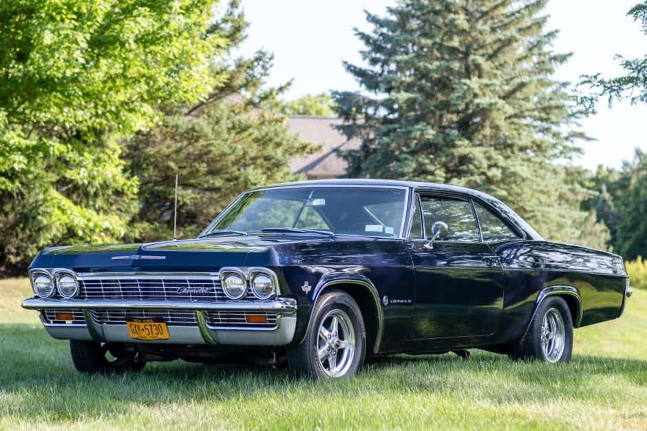 1965 Chevrolet Impala (1965-1970) sold for $21,500