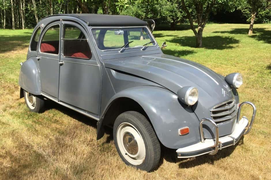 1966 Citroen 2CV sold for $8,500