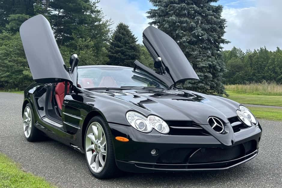 2009 Mercedes-Benz SLR McLaren sold for $401,000