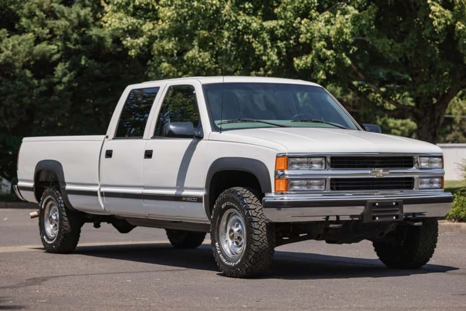 2000 Chevrolet C/K GMT400 (1988-2002) sold for $19,500