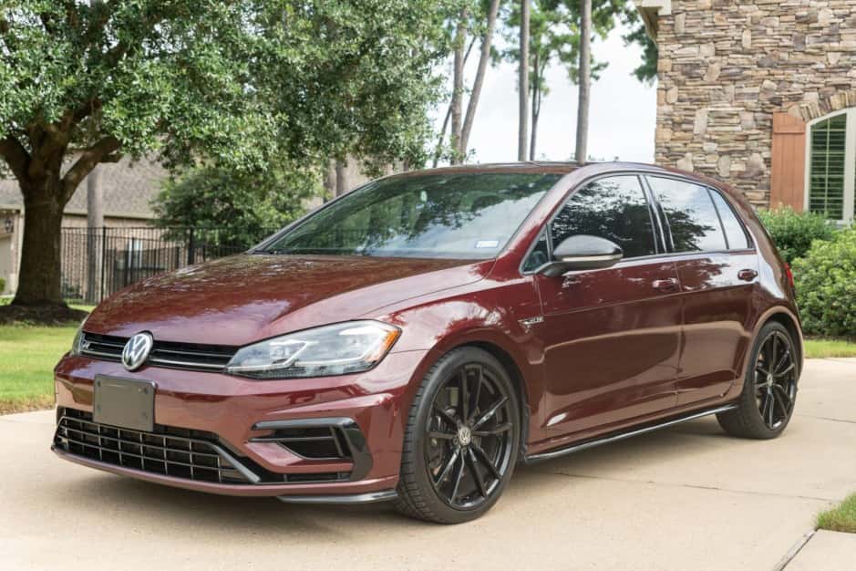 2019 Volkswagen Golf R sold for $38,500