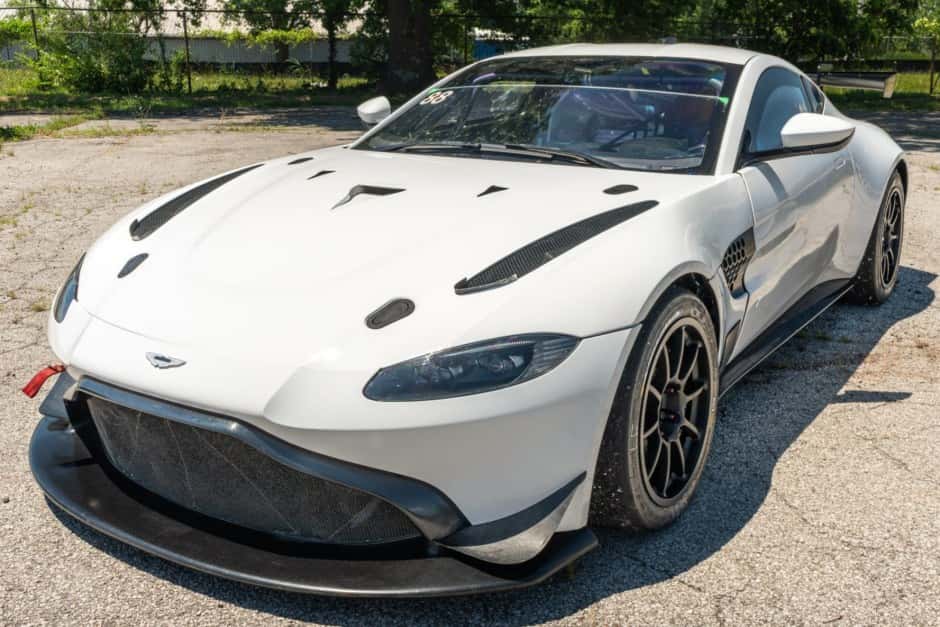 2020 Aston Martin V8 Vantage (2006+) sold for $88,500