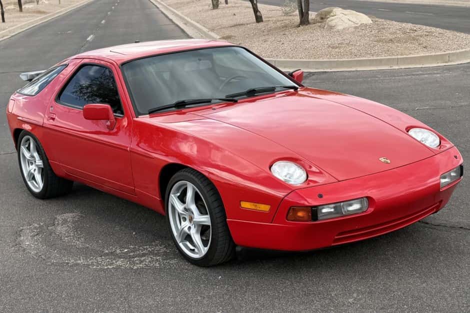 1988 Porsche 928 sold for $34,250