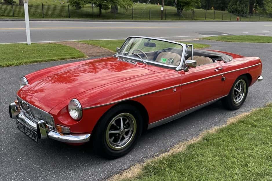 1970 MG MGB sold for $8,500