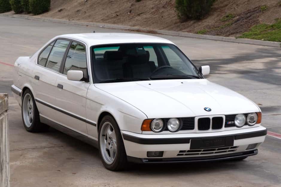 1993 BMW E34 M5 sold for $35,534