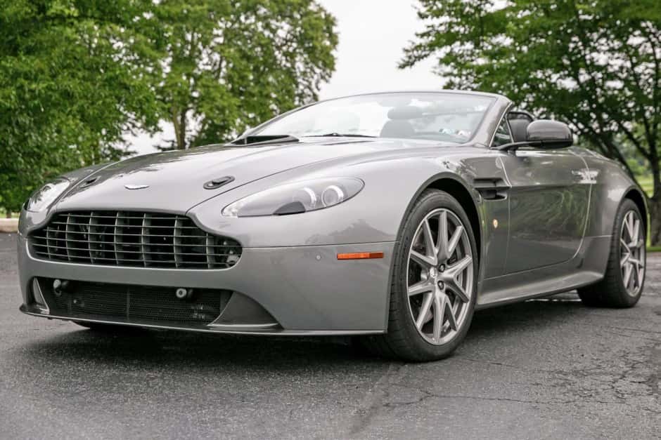2011 Aston Martin V8 Vantage (2006+) sold for $37,000