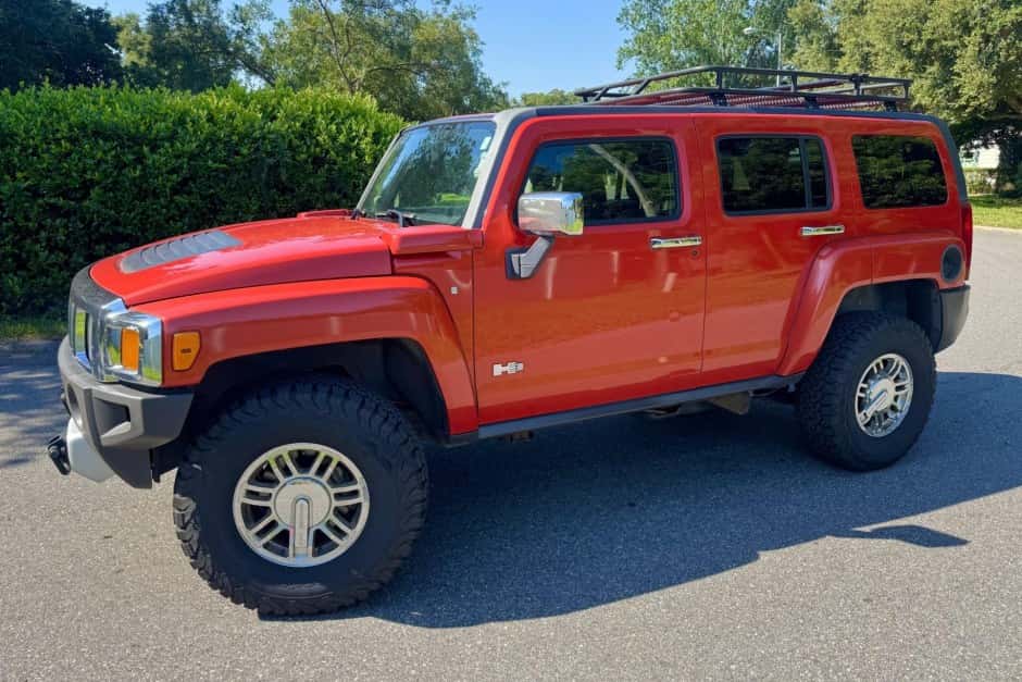 2008 Hummer H3 sold for $10,751