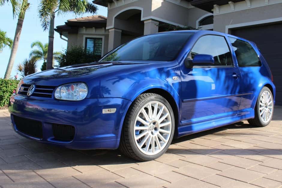 2004 Volkswagen R32 sold for $33,000