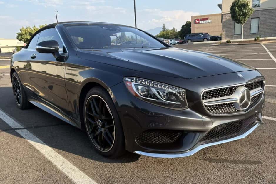 2017 Mercedes-Benz C217 S-Class Coupe sold for $43,750