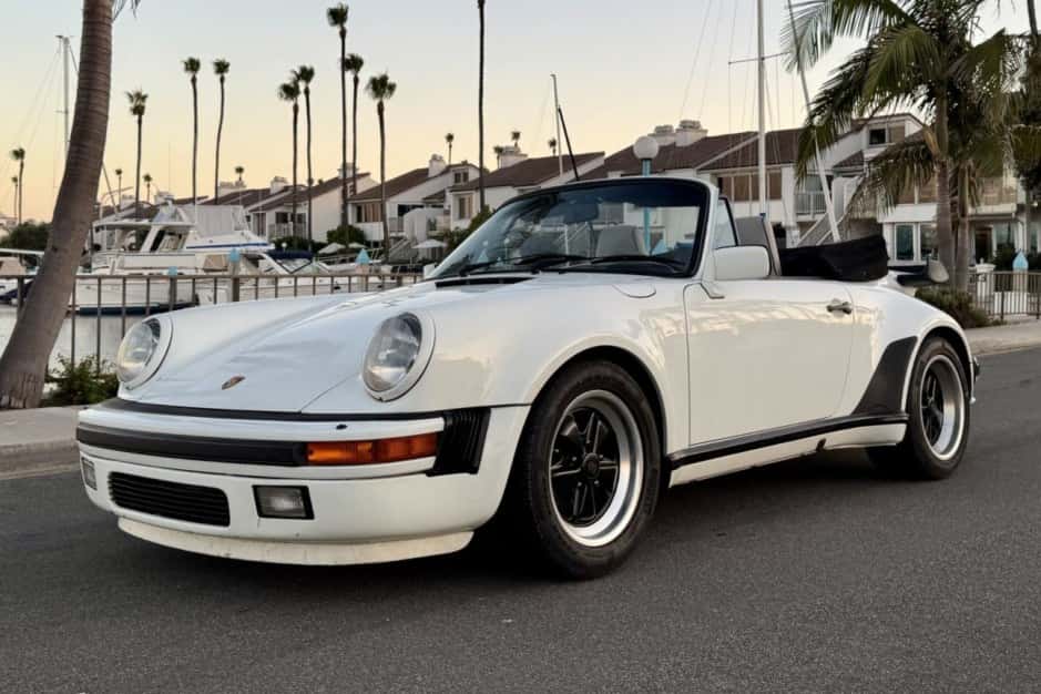 1989 Porsche 930 Turbo sold for $130,000