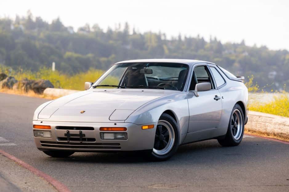 1986 Porsche 944 Turbo sold for $31,500