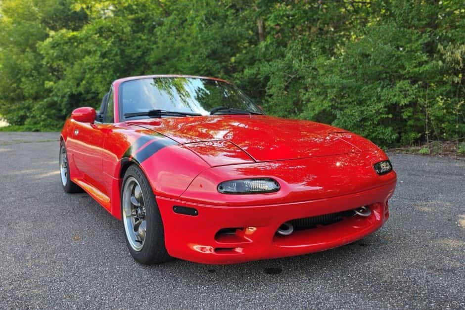 1995 Mazda NA MX-5 Miata sold for $13,500