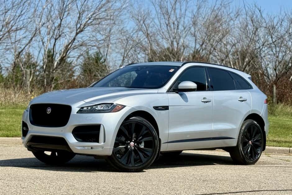 2018 Jaguar  sold for $35,250