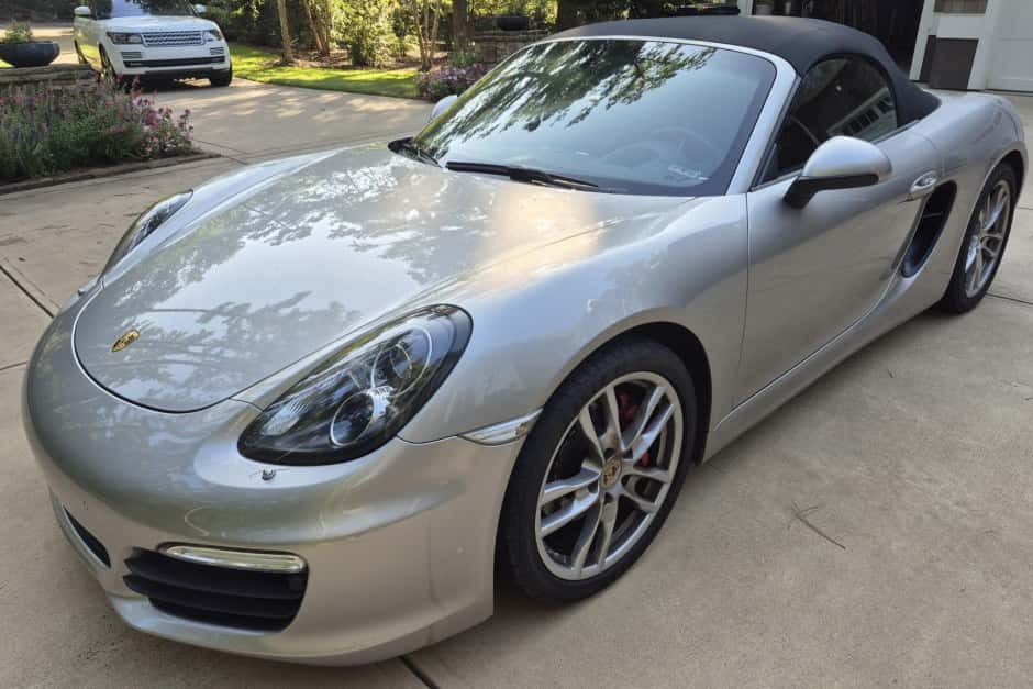 2013 Porsche 981 Boxster sold for $45,500