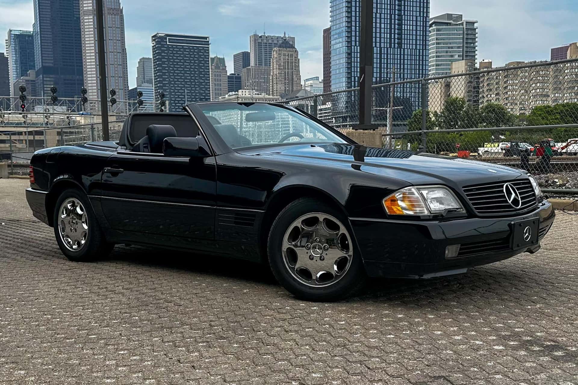 1995 Mercedes-Benz R129 SL sold for $9,969