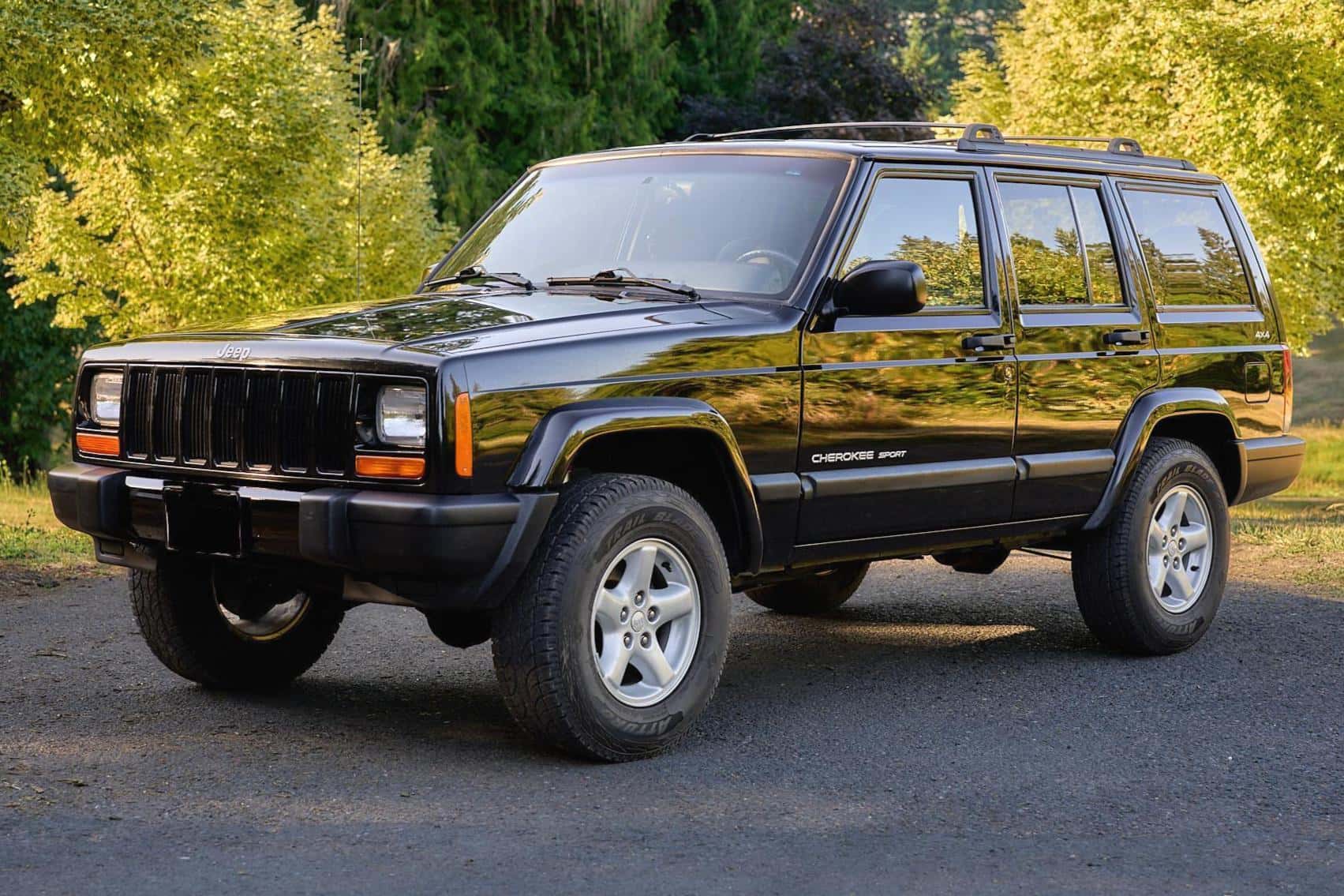 1999 Jeep Cherokee sold for $16,000